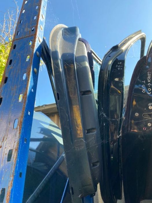 Porta Trás esquerda Fiat stilo 2001 completa