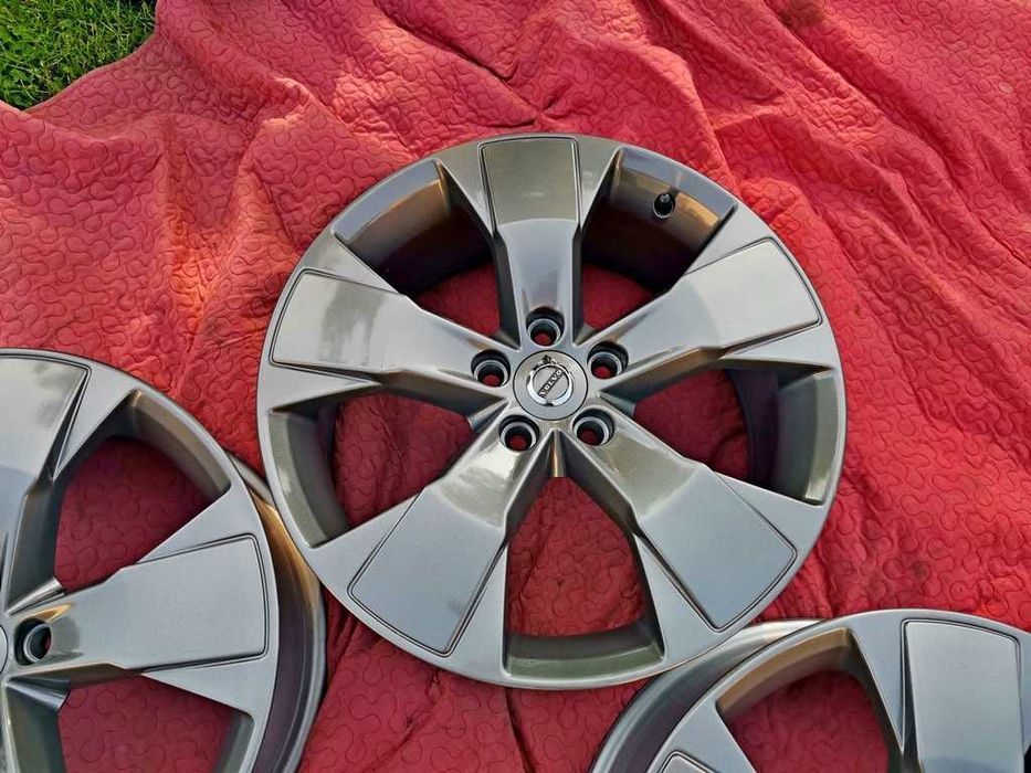 ALUFELGI 18' VOLVO XC40 XC60 XC70 V70 XC90 V60 S60 S80 5x108 - j.NOWE