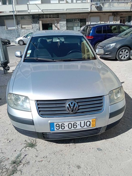 Volkswagen Passat 1.9 TDI (2003) – Excelente Estado / 289.000 km