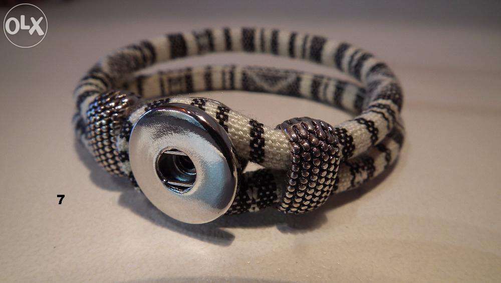 Pulseira varias cores