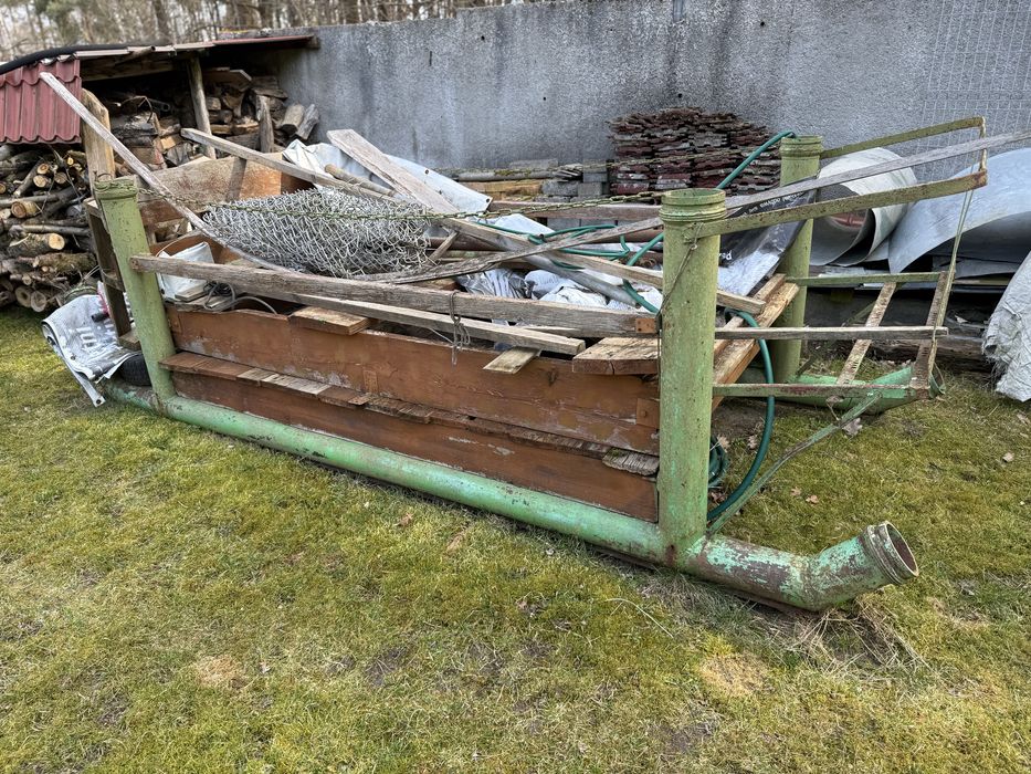 Sanie zapianane na hak