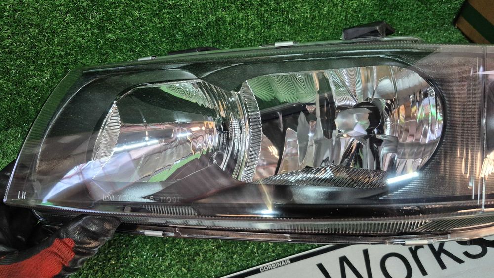Otica Farol Esquerdo Seat Leon 1M Toledo 1M Ref. 445-1109L-LD-EM NOVO