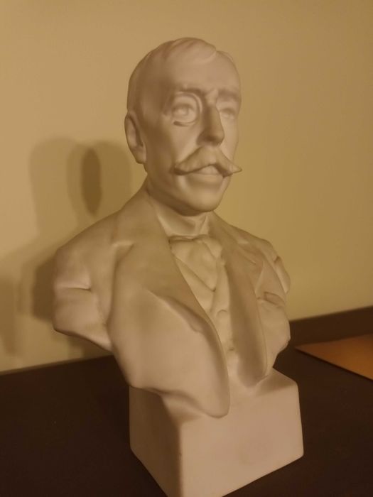 Bustos da Literatura Portuguesa - Vista Alegre