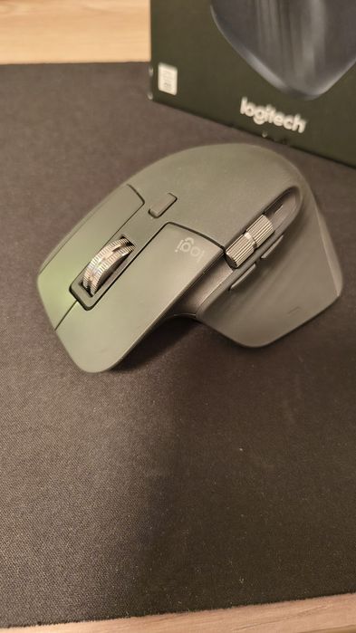 Logitech MX Master 3S + Etui + Gwarancja