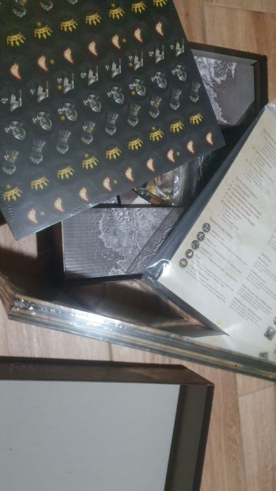 Game of Thrones jogo tabuleiro.  Como novo. entrego em mão