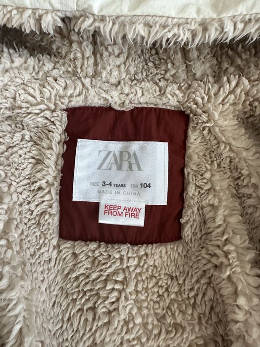 Крутезна курточка для дівчинки Zara