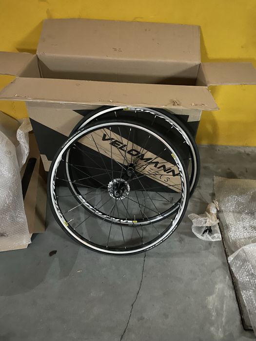 Btwin AF900 - TAM L - bicicleta de estrada