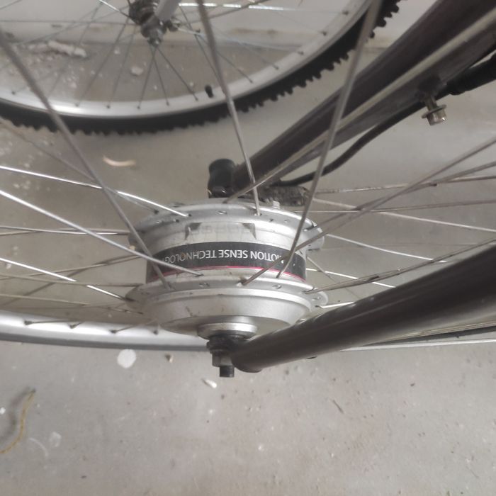 Sprzedam rower elektryczny.