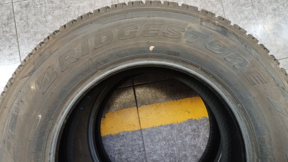 Pneu Bridgestone Dueler A/T 265/65 R17 (novo, DOT 2624)
