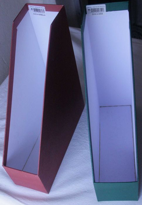 Porta-revistas, ANCOR, 8 cm largura, cartão rígido, vermelho e verde