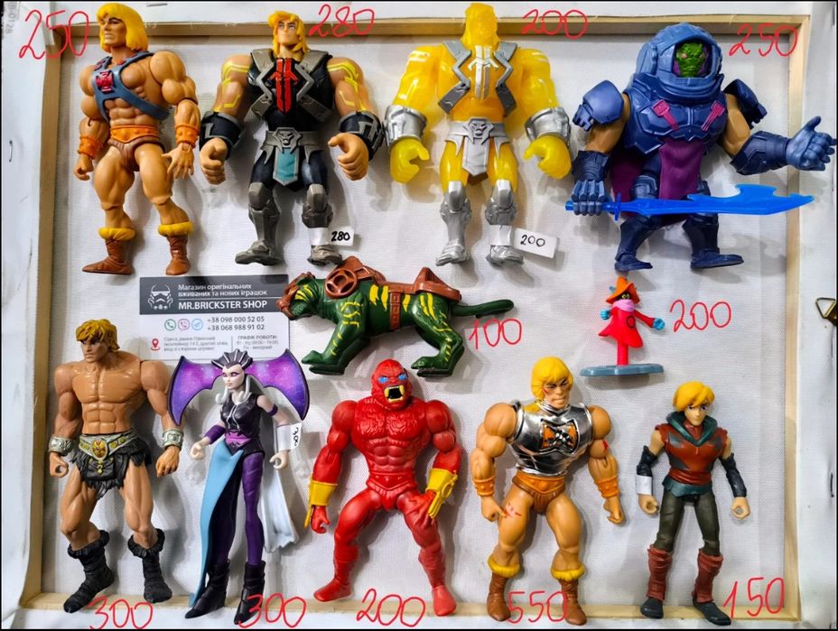 Фігурки рейнджеры фигурки скуби-ду хи-мен бен 10 годзилла атом гормиты