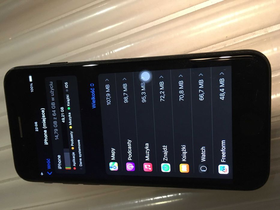 Apple Iphone SE 2020 3/64 GB black brak blokad black ios 18.7.2