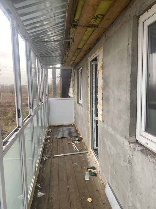 Продам двоповерховий гараж