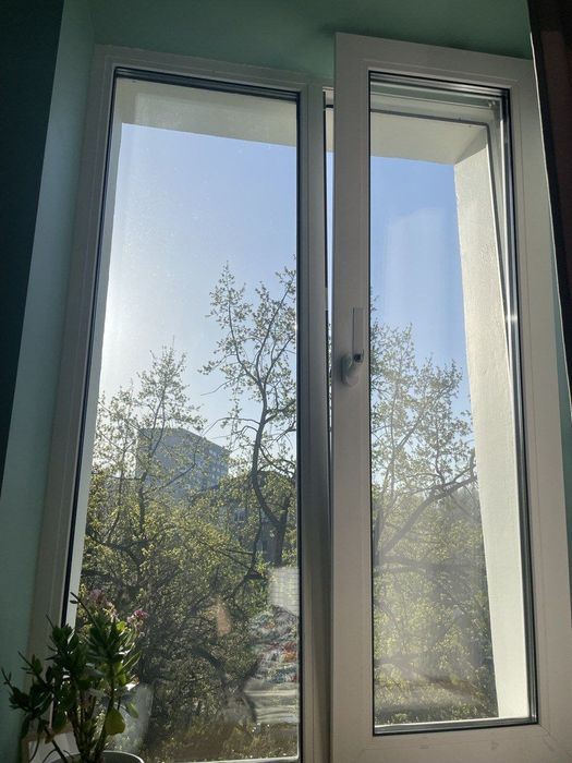 КЛІНІНГ МИТТЯ ВІКОН У КИЄВІ — швидко, чисто, без розводів!