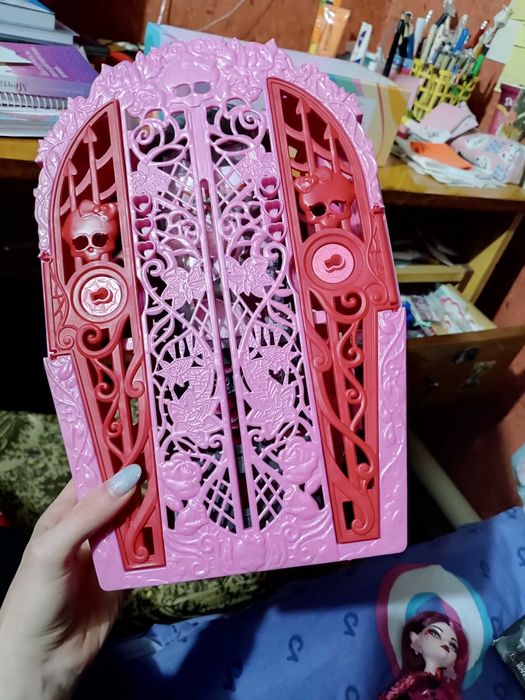 Шафа Monster High Skulltimate Secrets Draculaura Garden Mysteries