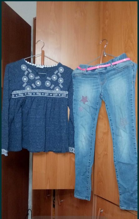 Gap fajny zestaw jeansy/leginsy+ bluzka roz 140 od 8 do 10lat