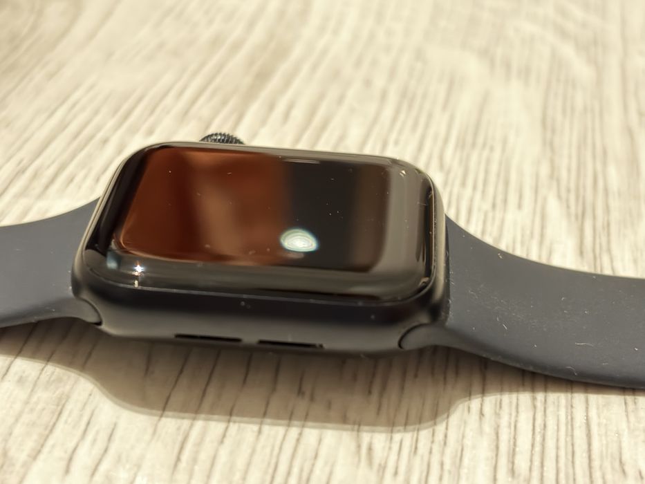 Apple Watch SE 3 40mm Cellular 100% kondycja baterii