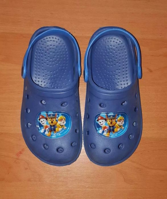 Крокси дитячі б/в, стан супер. 19 см. по устілці.  Зроблю знижку!