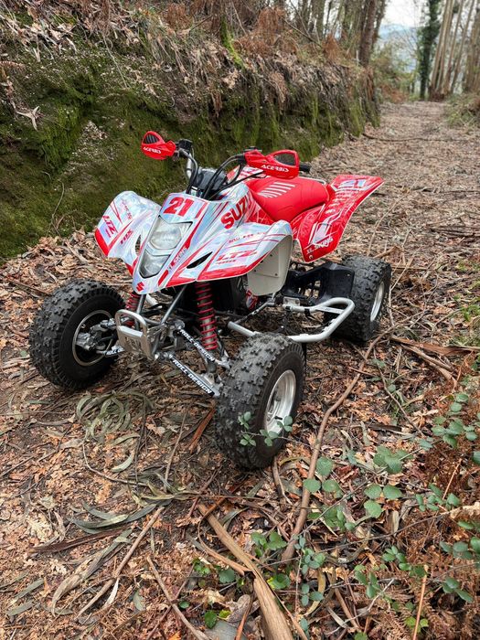 Suzuki LTZ 400 matriculada