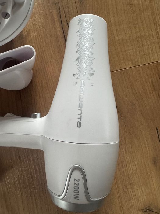 Suszarka Rowenta i suszarko-lokówka Rowenta