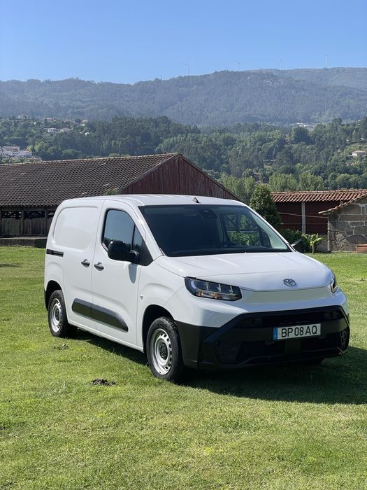 Toyota  Pro   Ace city 20 mil klms