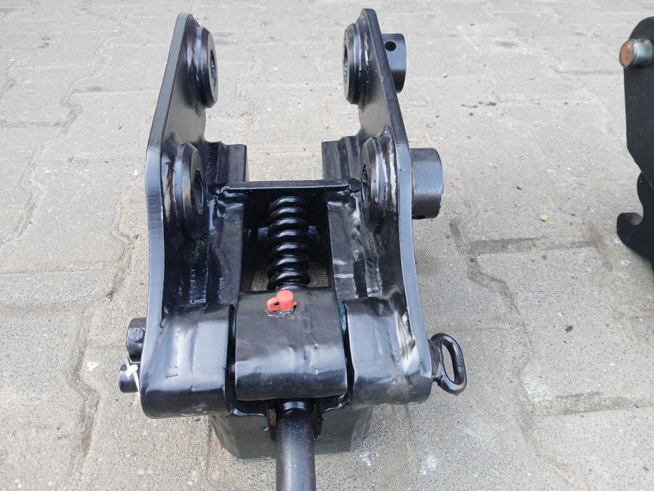 Szybkozłącze mechaniczne koparki Doosan DX27Z-7