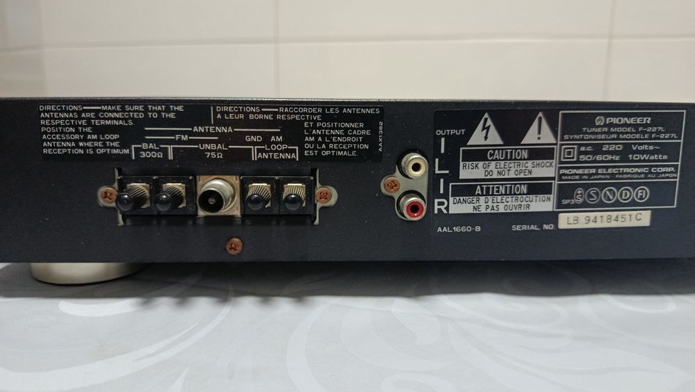 Rádio PIONEER F-227L