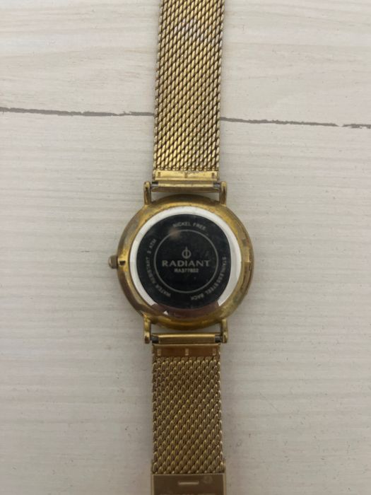 Relógio Radiant RA377602 | Feminino | Dourado | Precisa de pilha