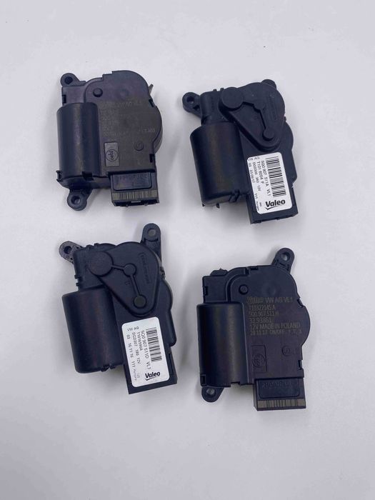 Моторчики заслонок пічки Volkswagen Skoda Seat Нові на запчастини.