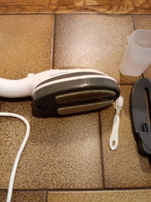 Żelazko parowe nowe