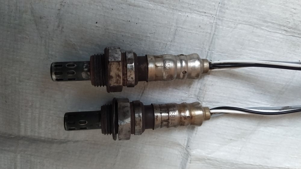 Лямбда-зонд 05033758AA 05033039AA