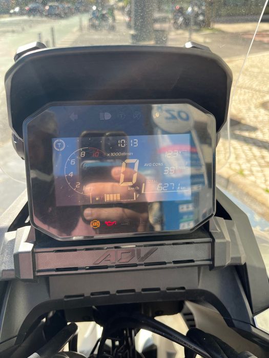 Honda adv 350 praticamente nova NEGOCIÁVEL