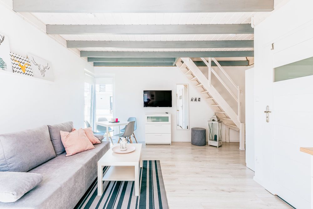 Karwia Apartamenty i Domki – Basen, Sauna, Jacuzzi i Parking w Cenie