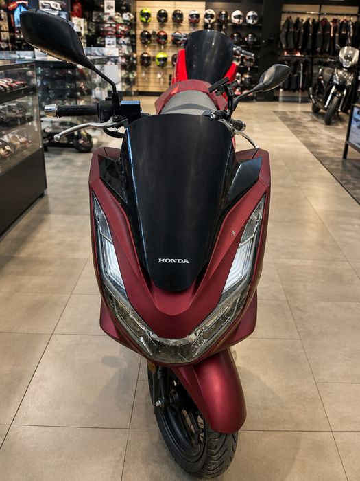 Honda PCX 125 - 2022 - Troco por carrinha/carro