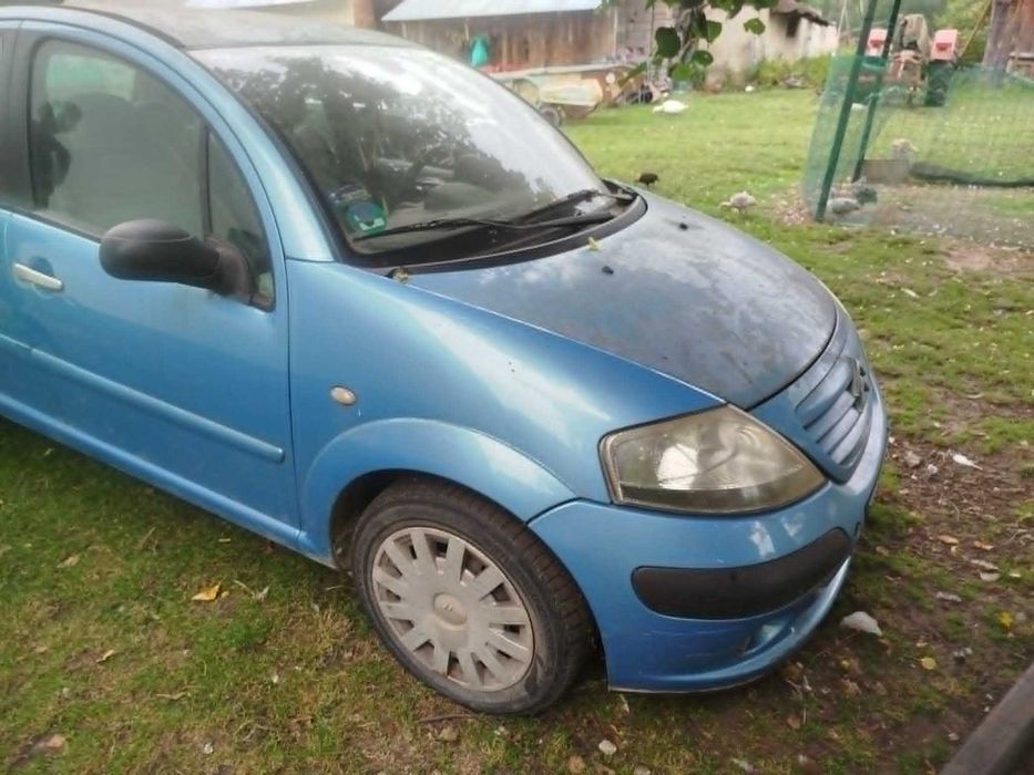 citroen c3 1,4 benzyna uszkodzony.