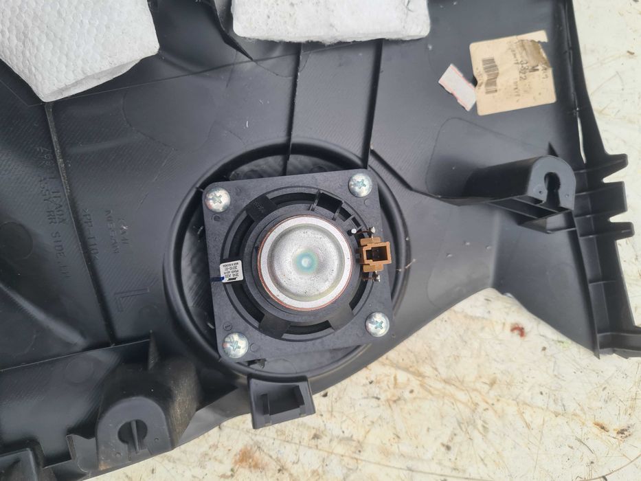 Nissan 370z tapicerka boczek tył lewy głośnik 76901-1EA0A