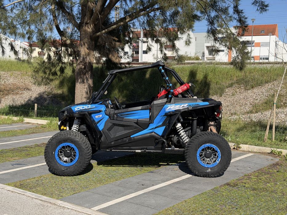 Polaris rzr 1000 matriculado