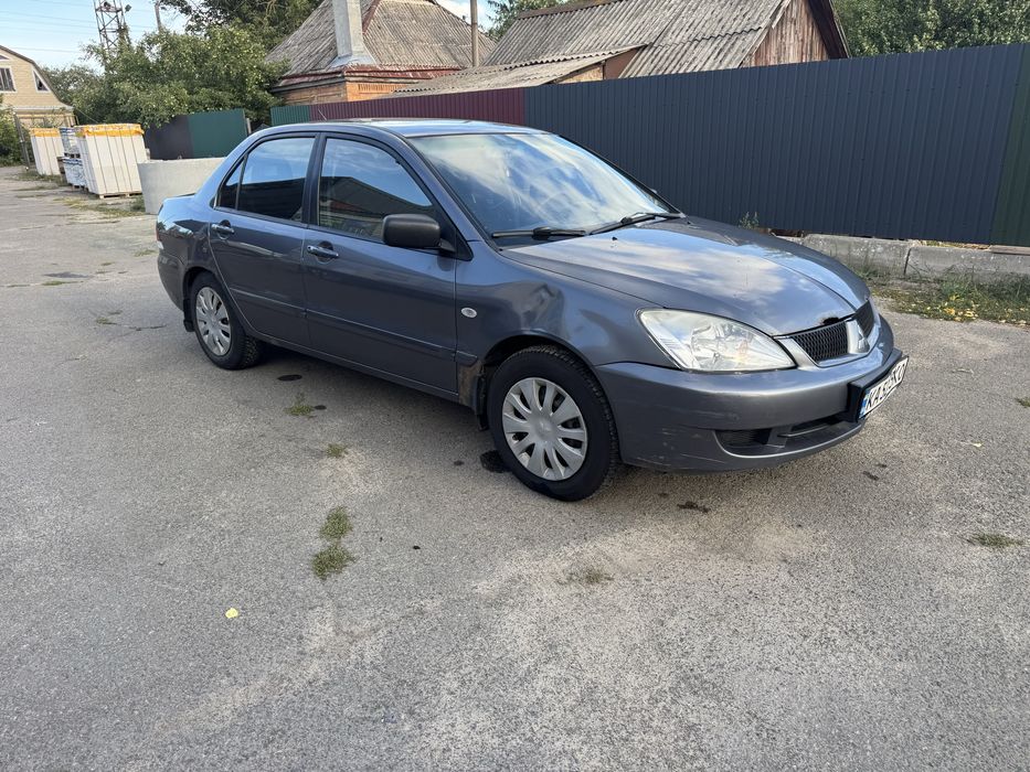 Mitsubishi Lanser