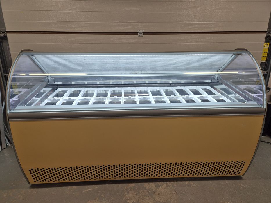 Witryna do lodów Isa Millennium 18