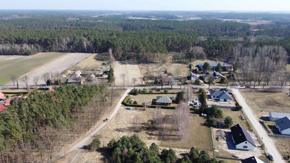 Działki na sprzedaż w pięknej okolicy - Sieraków (Piaski)