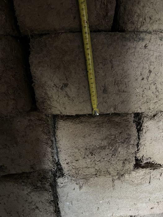 Саман з глини опіл і соломи