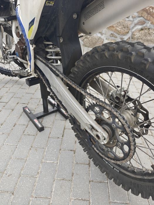 Husqvarna FE 250 matriculada