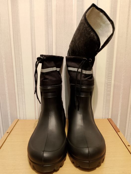 Чоловічі чоботи з матеріалу ЕВА (піна).