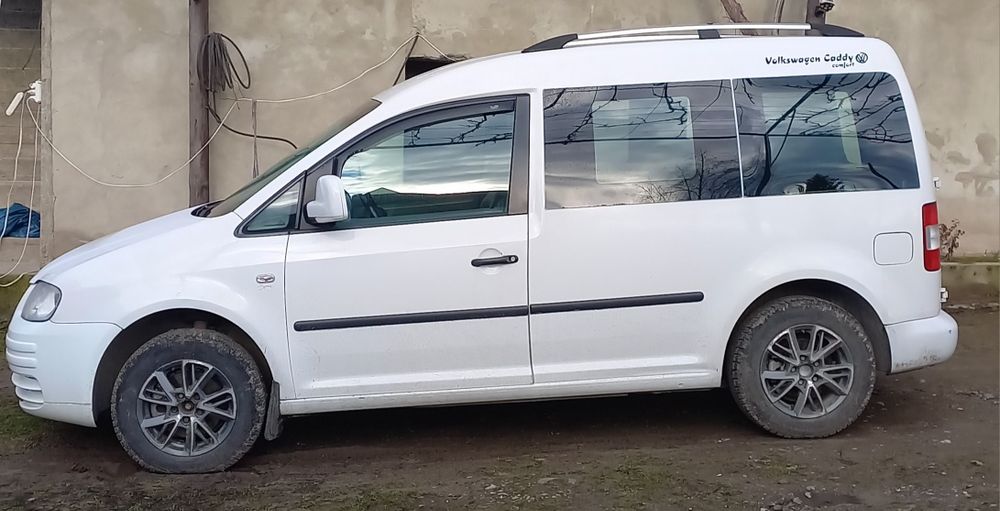 Автомобіль Фольсваген Кадік