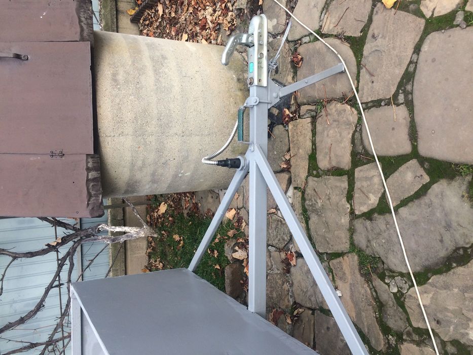 Новенький причіп