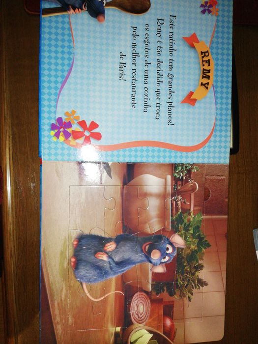 Livro infantil - Ratatui com 5 puzzles
