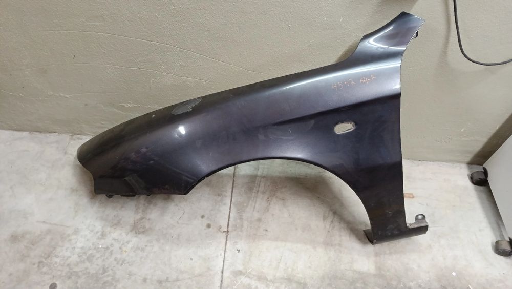 Guarda-lamas esquerdo ALFA ROMEO 147 (937_)