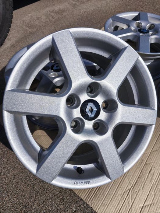 Диски Renault Megane Scenic Zoe Kangoo Nissan Leaf NV200 Tino KIA Soul Ceed Cerato K3 Venga Hyundai Elantra i30 iX20 Sonata Venue Suzuki R15(5*114,3)