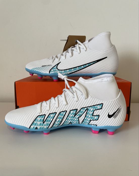Sprzedam korki Nike w rozmiarze 40 nowe