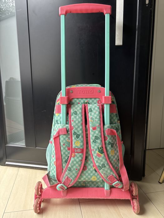 Conjunto mochila lancheira e estojo para escola